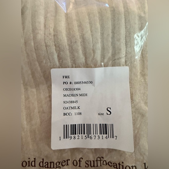 Free People Madsen Midi Cream Sweater Dress NWT M XL Oat milk - Picture 12 of 12